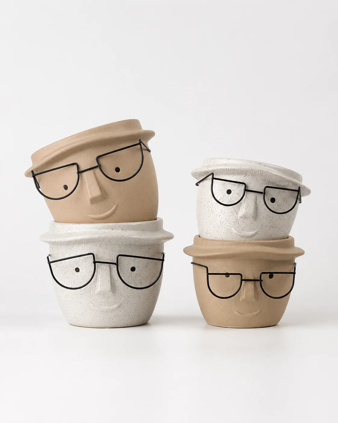 Ceramic pOt Face with Glasses (16cm x 12.5cm)