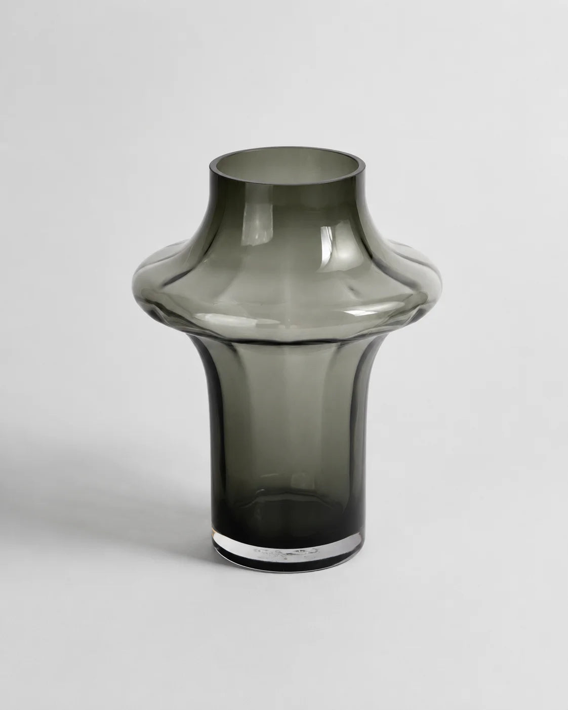 Glass Vase Mid-Level Donut Shape