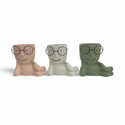 Ceramic Sitting With Glasses 22cm(D)x19cm(H)