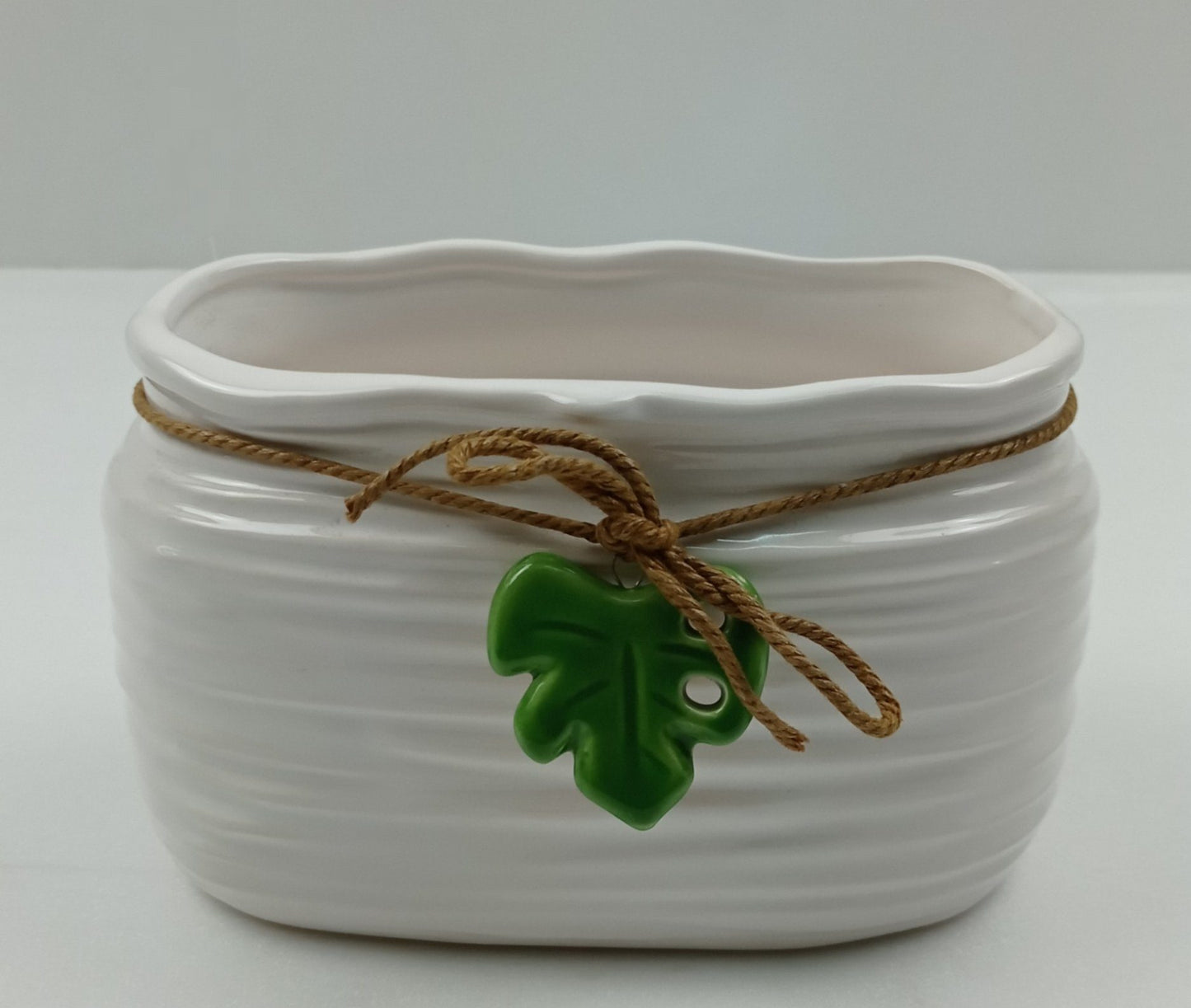 Ceramic Pot With Jade Leaf Ornament
