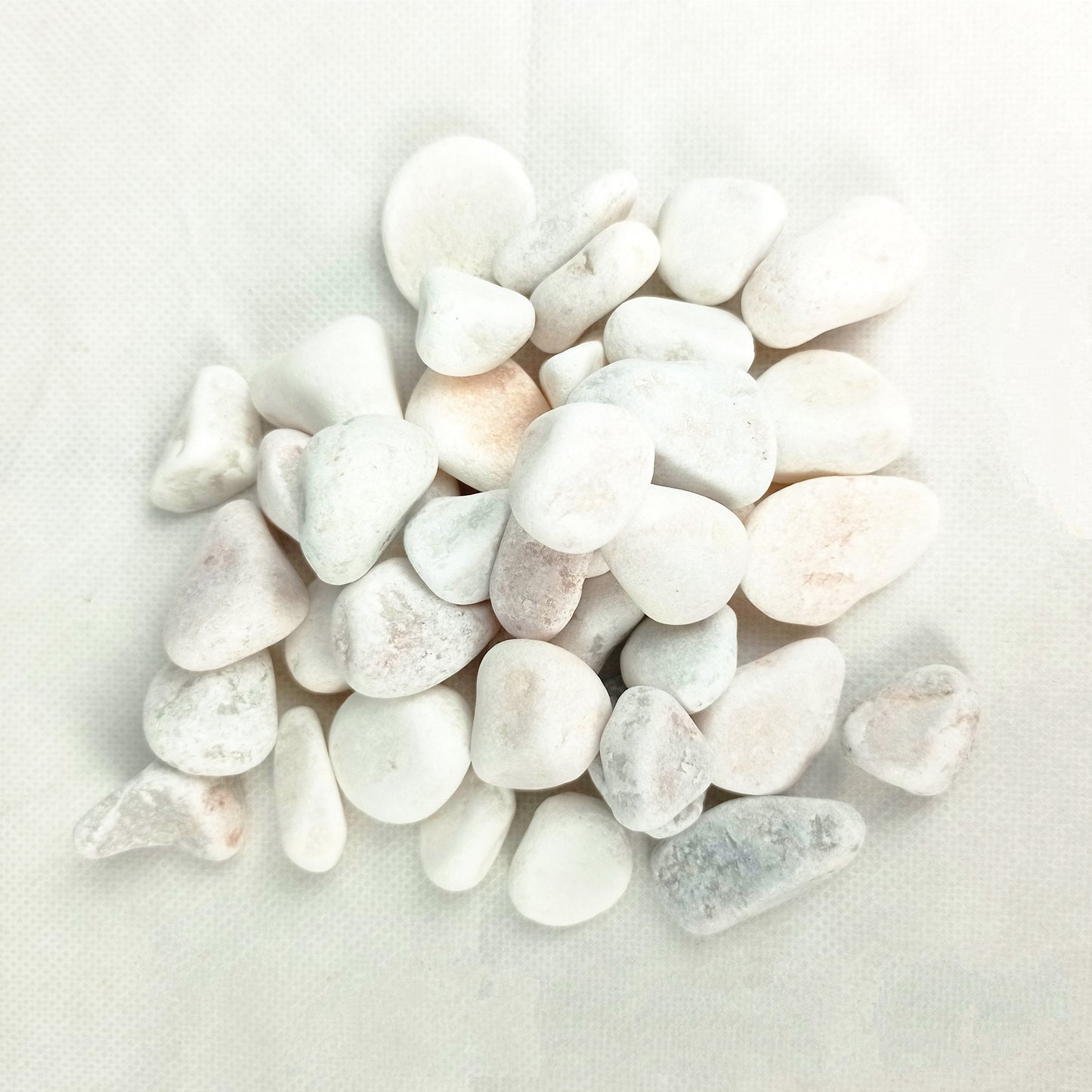 Stone Medium P1 1.5Kg (Local) - White