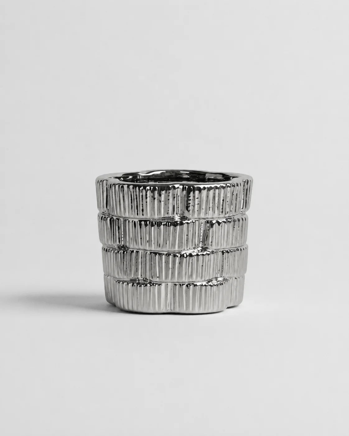 Ceramic Vase Metal Twisted Short