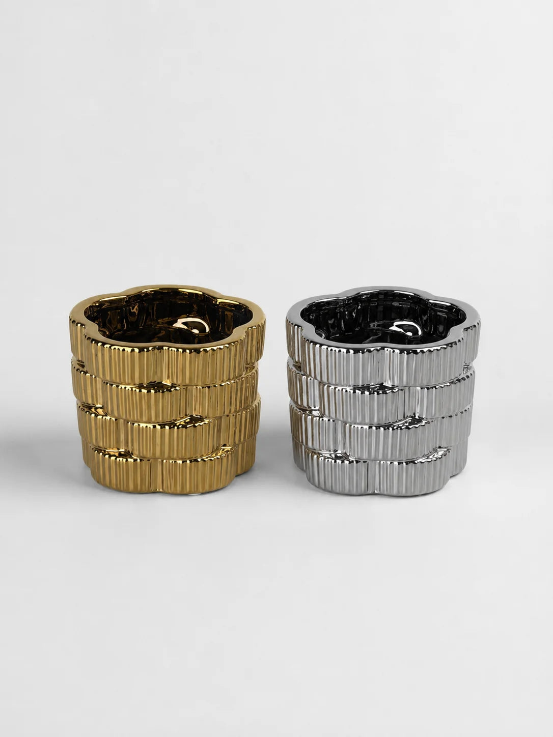 Ceramic Vase Metal Twisted Short
