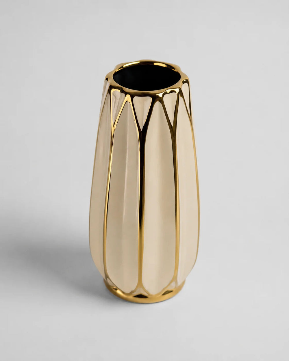 Ceramic Vase Gold White Curve