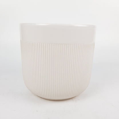 Ceramic Pot (⌀17cm x H16cm)