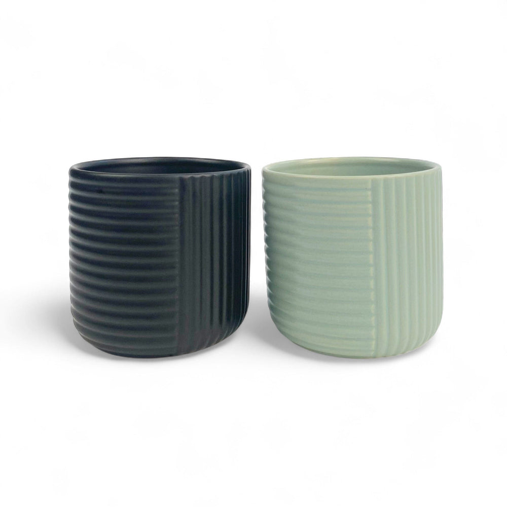 Ceramic Vase 10.7cm(D)x 9.8cm(H)