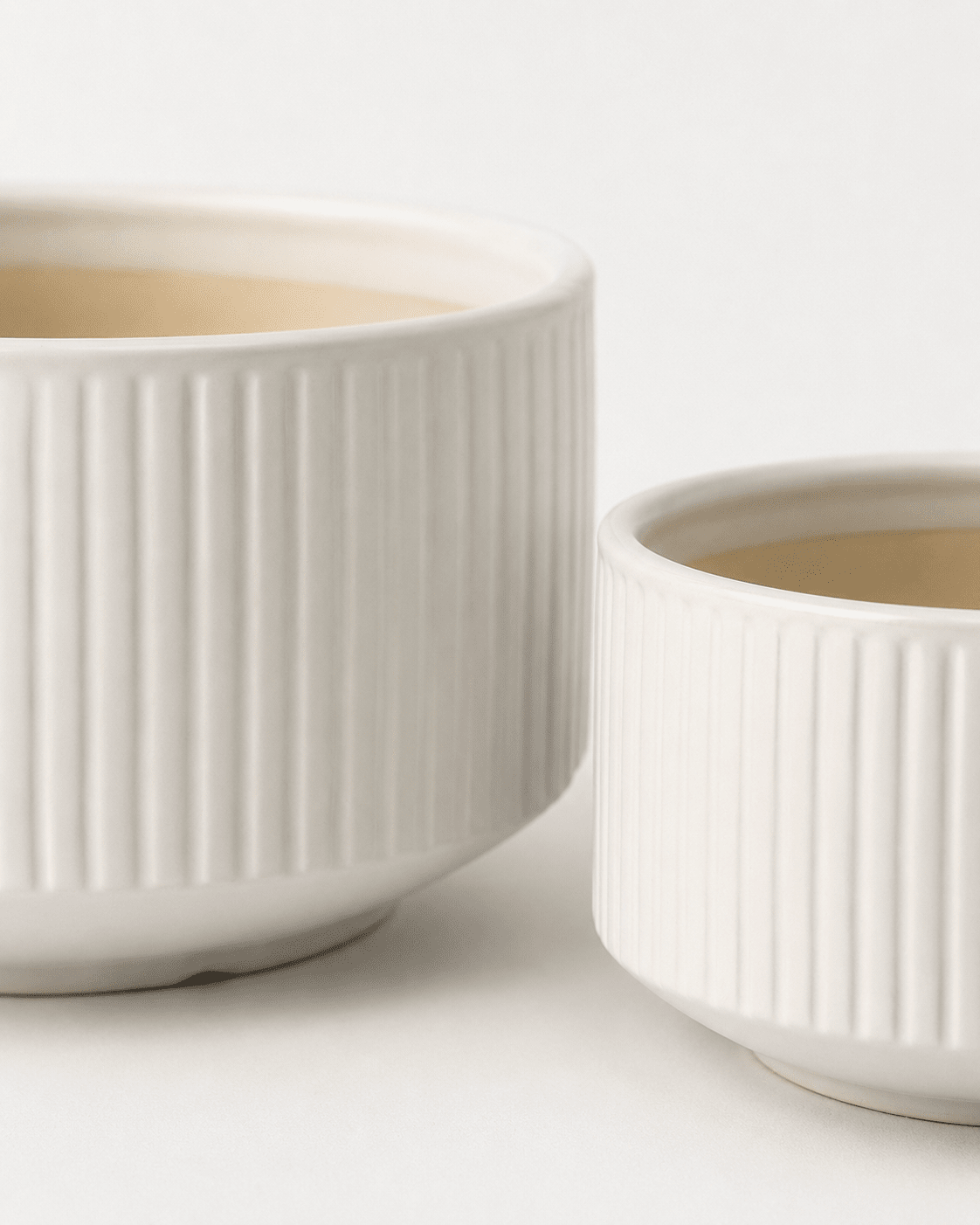 Ceramic Vase with Line