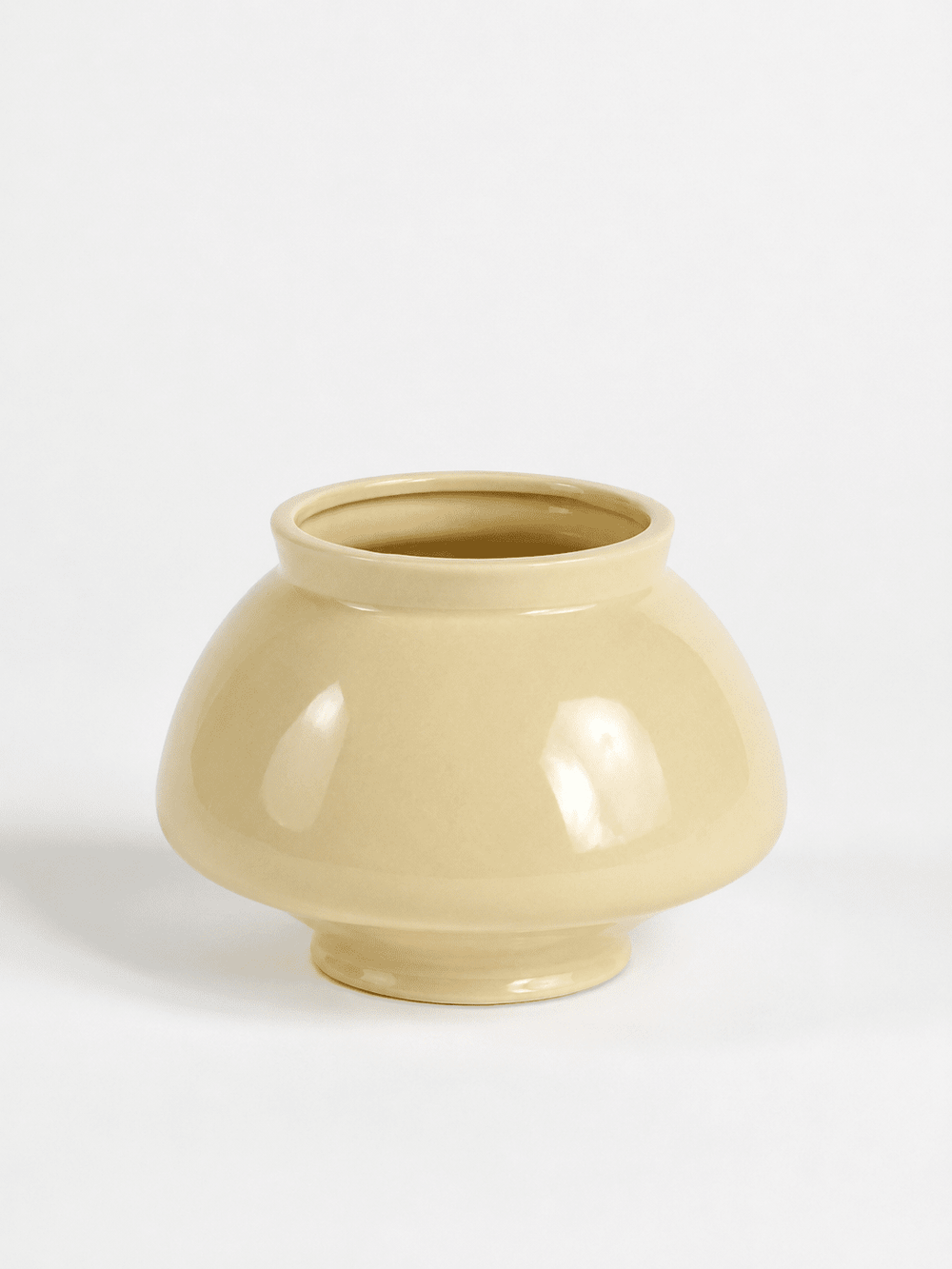 Ceramic Pot Curve Base