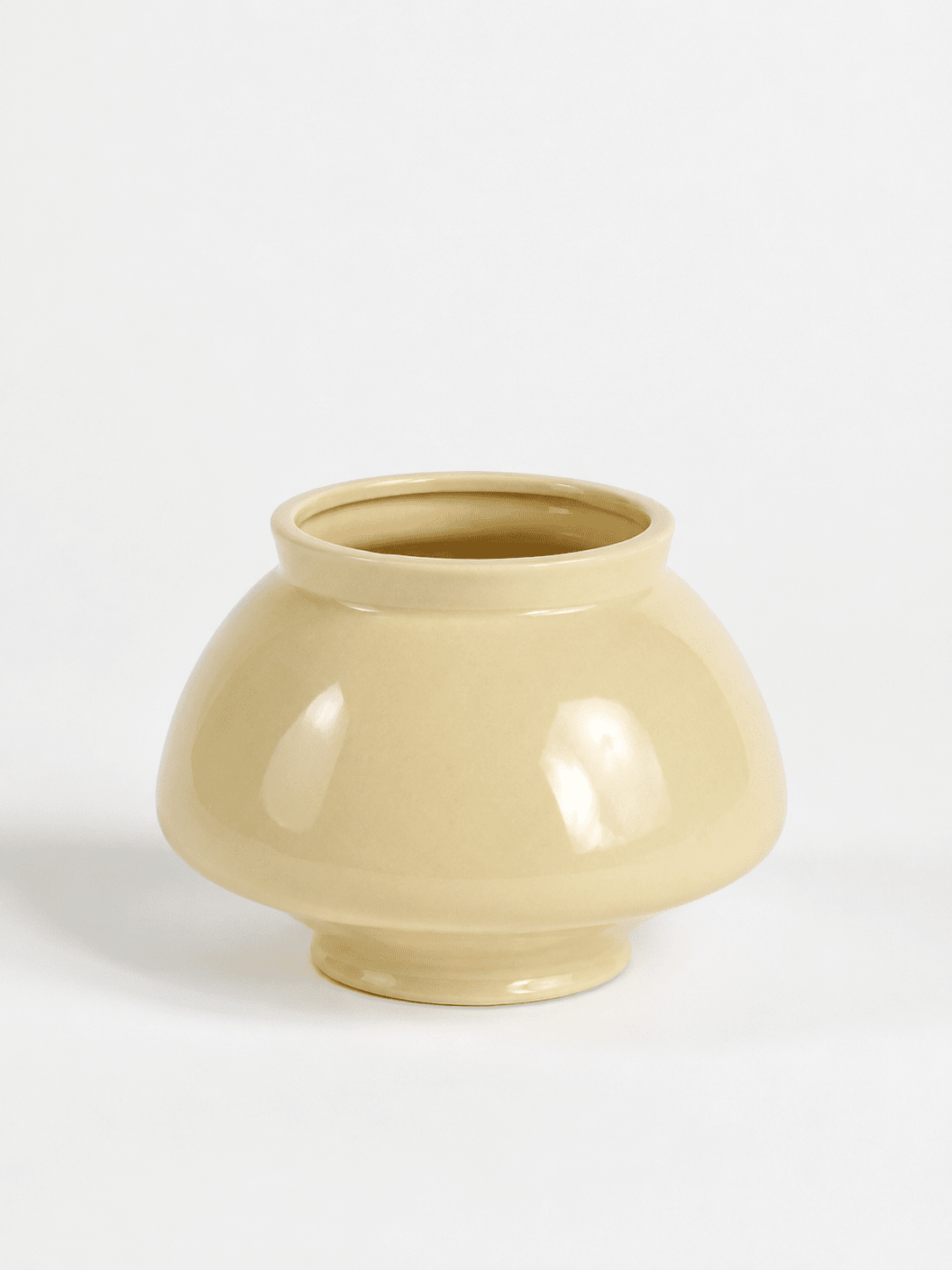 Ceramic Pot Curve Base