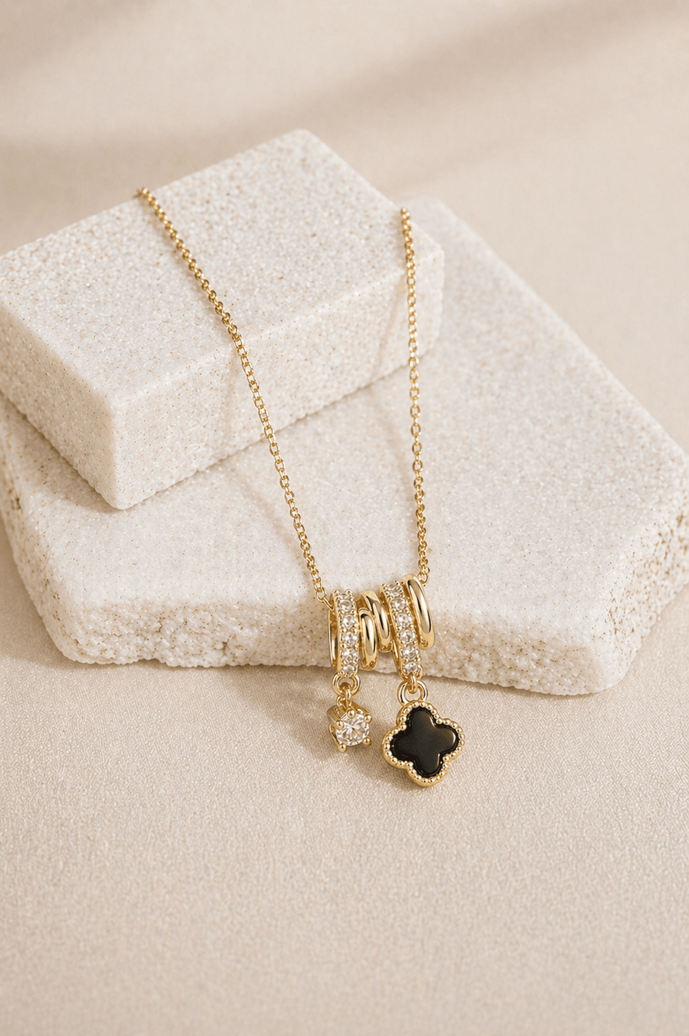 Midnight Clover Necklace (18 - 20cm)