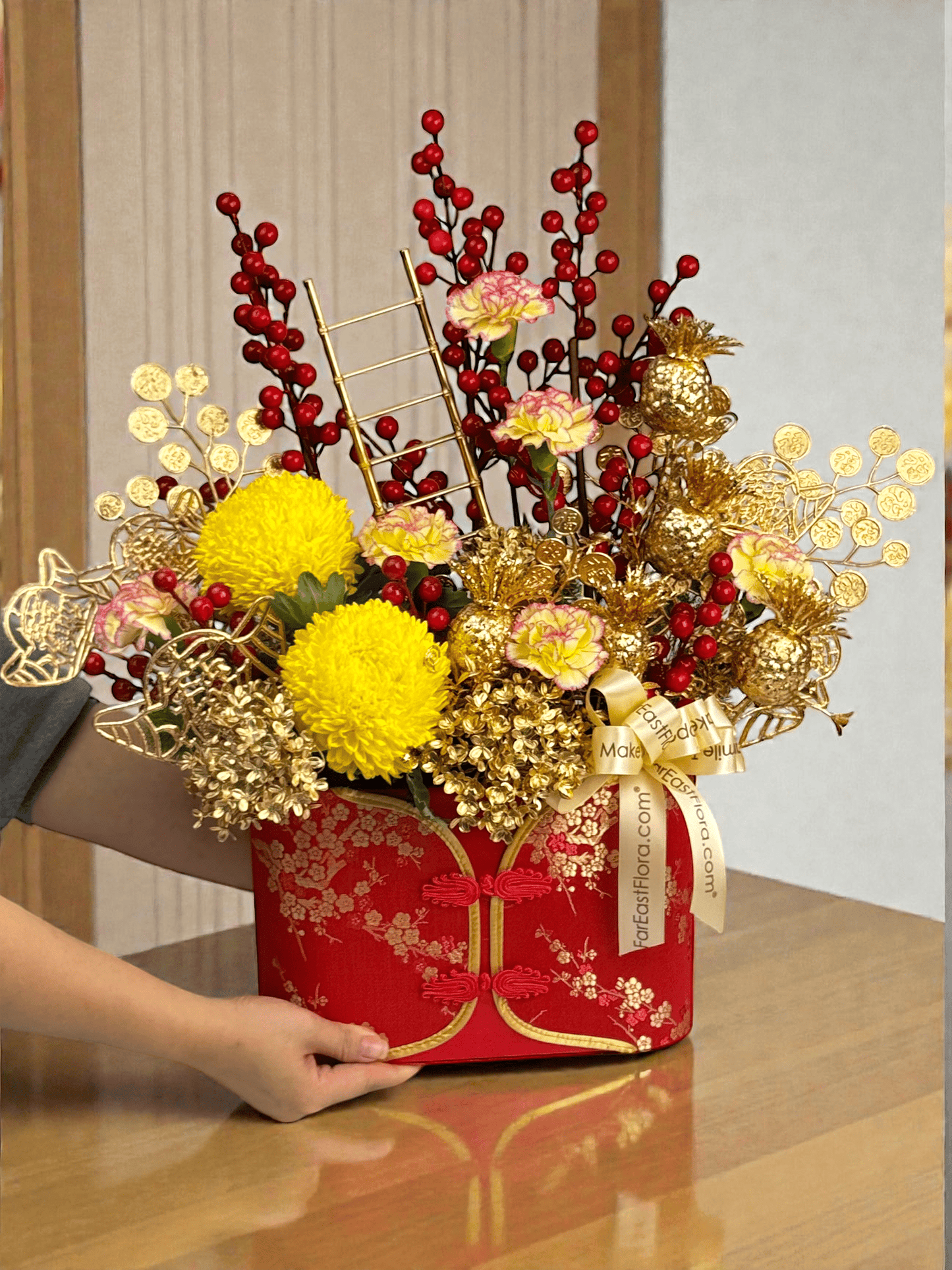 Golden Triumph - Table Flower
