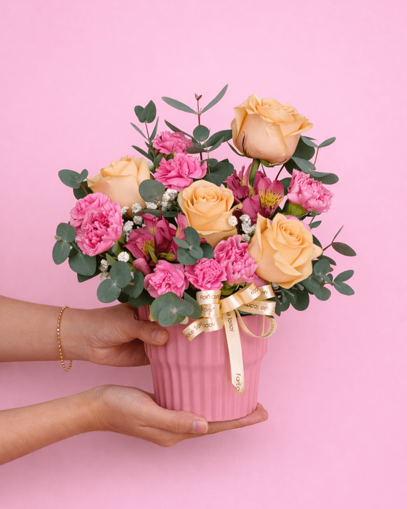 MD04 | Warm Bloom - Peach Rose Carnation Pot Arrangement