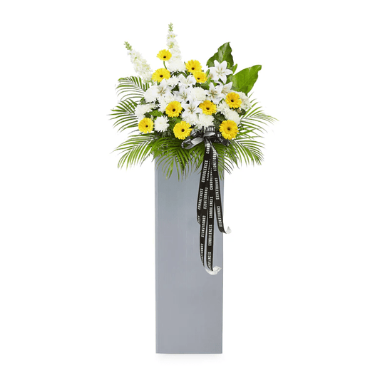 Flower Stand at Far East Flora