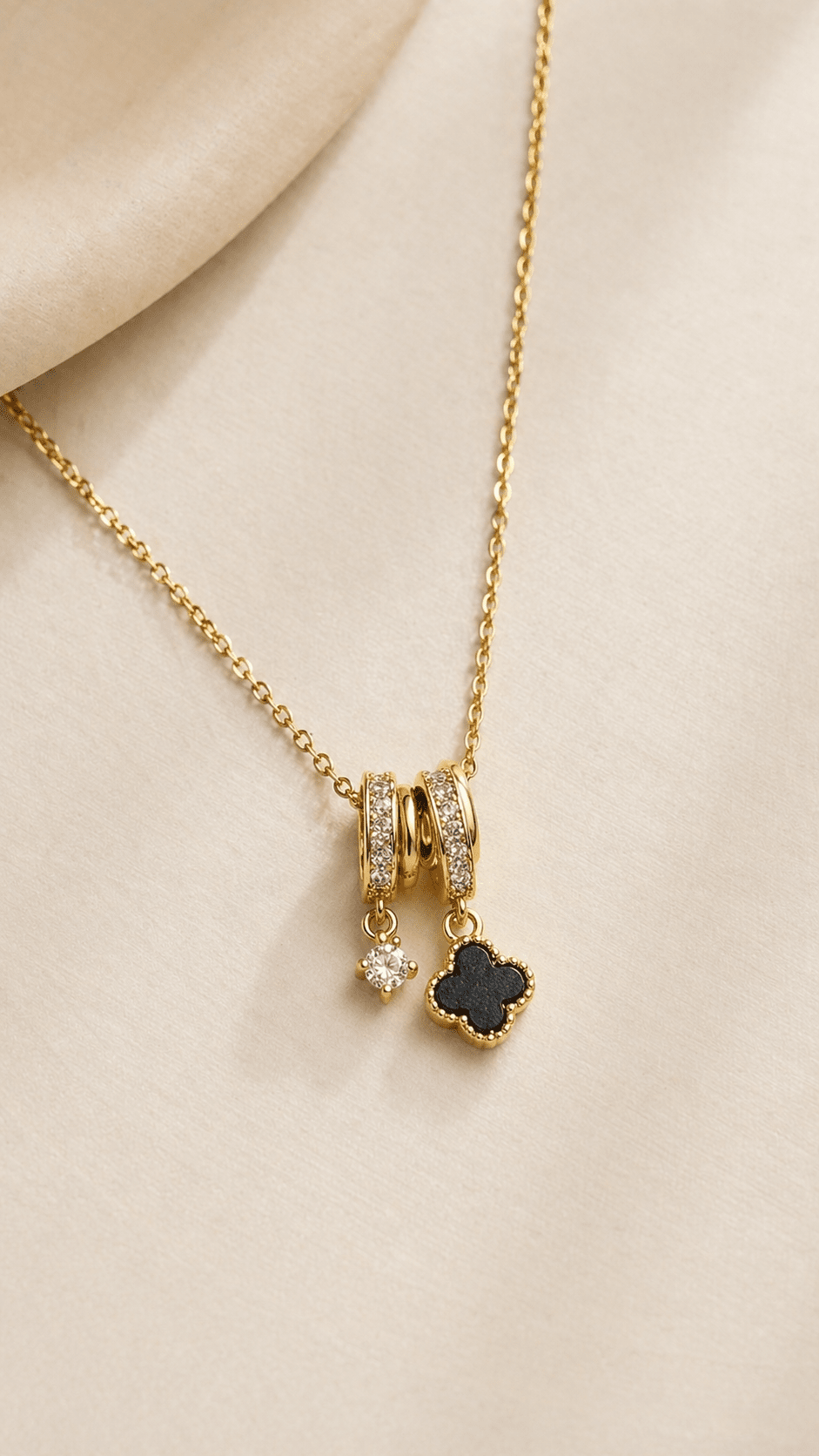 Midnight Clover Necklace (18 - 20cm)