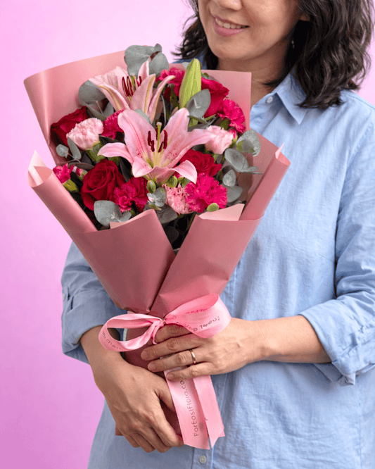 MD07 | The Loving Kind - Lily Robina Red Rose Bouquet