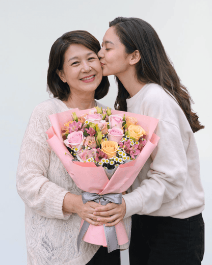 MD08 | Loving Haven - Pink Peach Avalanche Rose Bouquet