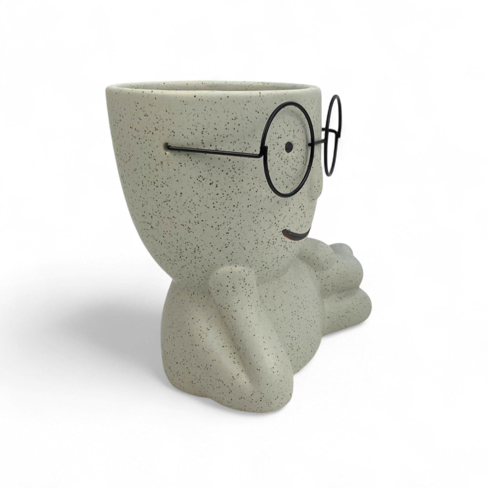 Ceramic Sitting With Glasses 22cm(D)x19cm(H)